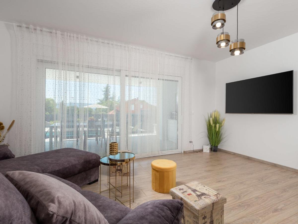 Holiday Home Villa Palma - Krk148 By Interhome Pinezici  Luaran gambar