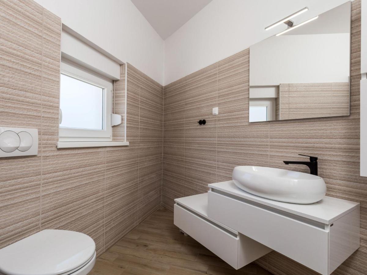 Holiday Home Villa Palma - Krk148 By Interhome Pinezici  Luaran gambar